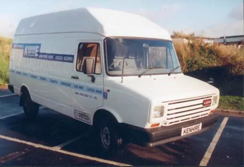 Photo: LDV Convoy Hi-Loader Van showing the United Rentals logo.