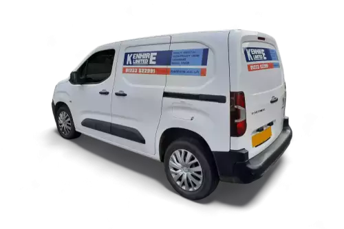 SMALL VAN  L1